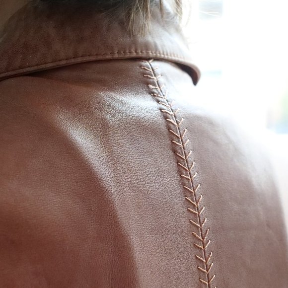 VINTAGE Lace-up Sleeve Ruched Leather Jacket - Picture 6 of 8